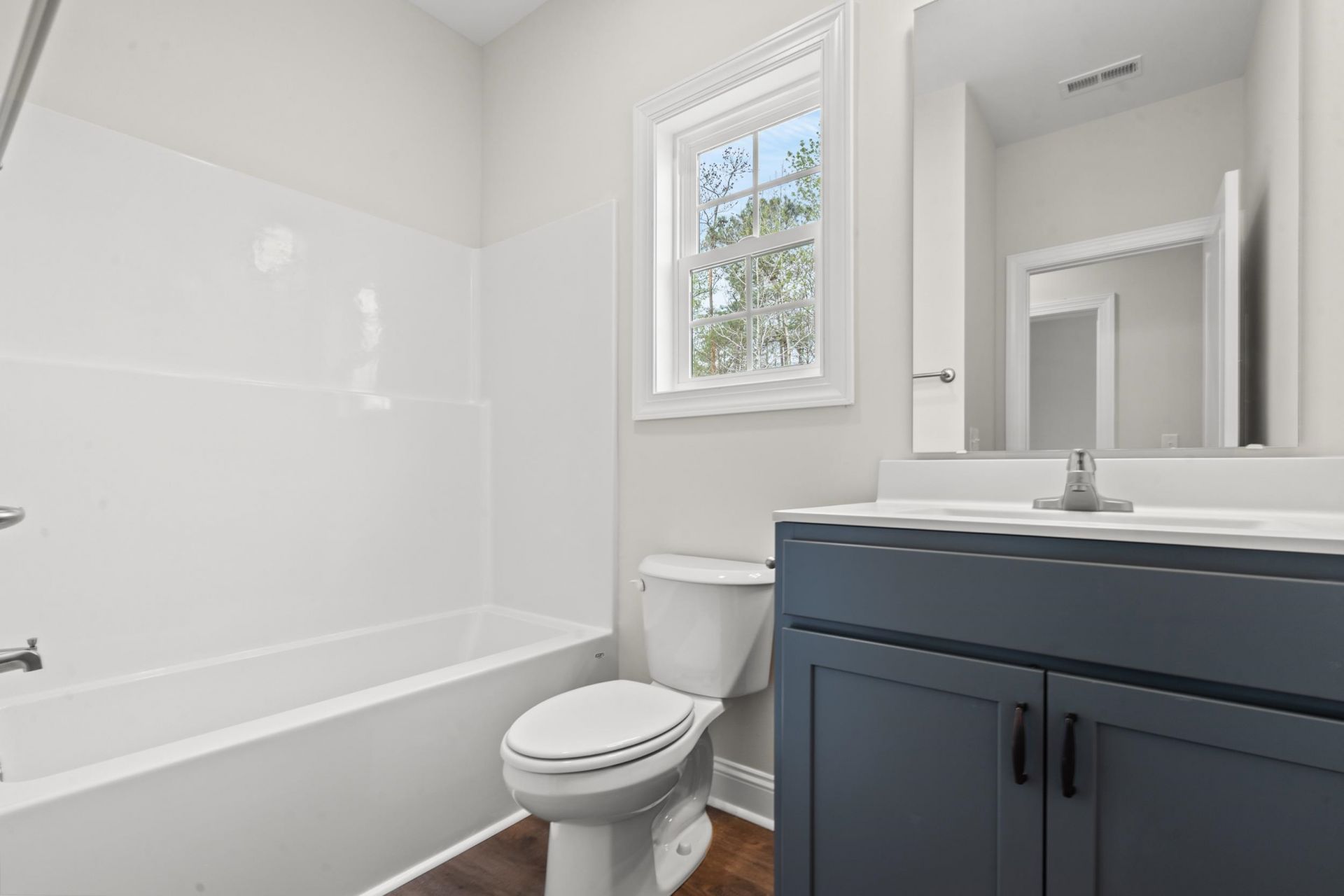 1425 Loop Circle Photo 14