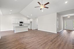 1425 Loop Circle photo 4