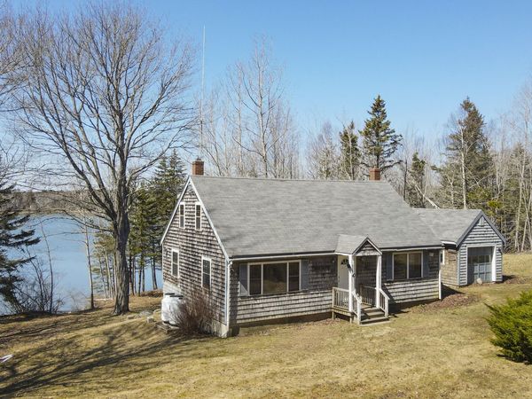 519 Island Avenue, Saint George, ME 04859