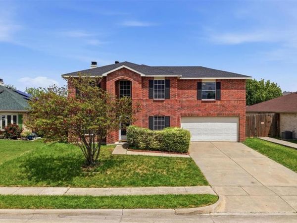1400 Blazing Star Trail, Burleson, TX 76028