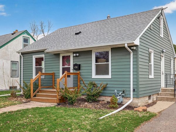 1736 Montana Avenue E, Saint Paul, MN 55106