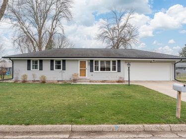 502 S 7th Street, Le Sueur, MN 56058