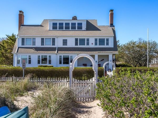 616 Commercial Street, Unit 15, Provincetown, MA 02657