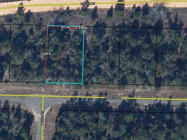 00 Maderia Place , Unit 7, Chipley, FL 32428