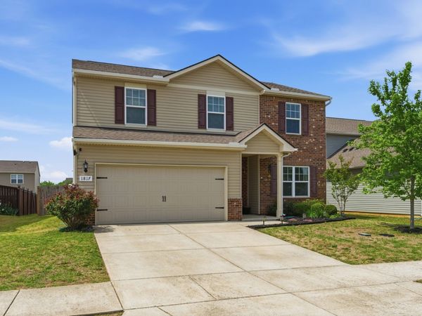 1817 Radnor Rd, Lebanon, TN 37087