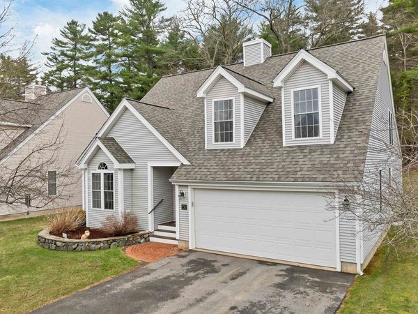 131 Hampton Meadows, Hampton, NH 03842