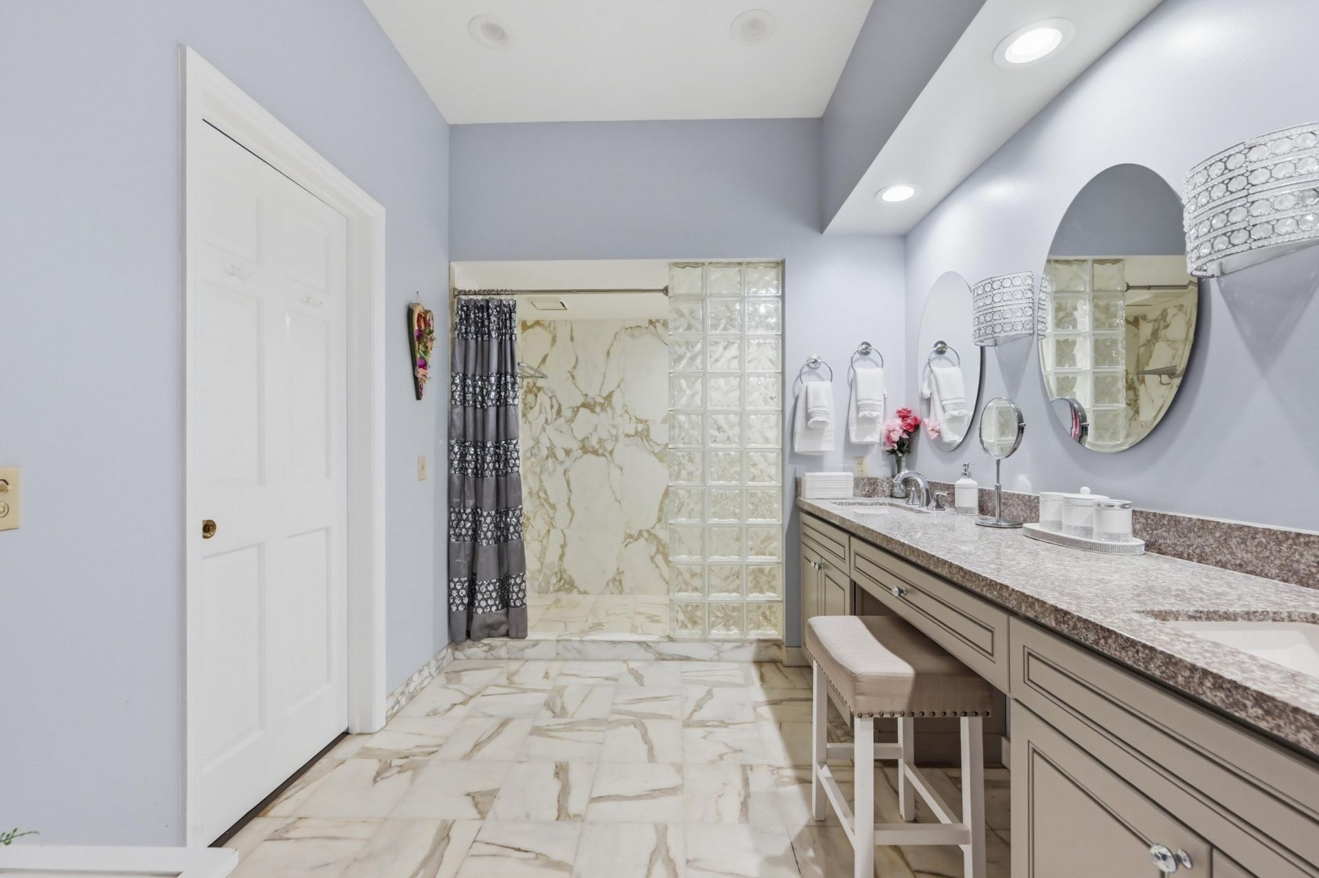 9001 N Lake Dasha Drive, Plantation, FL 33324 Photo