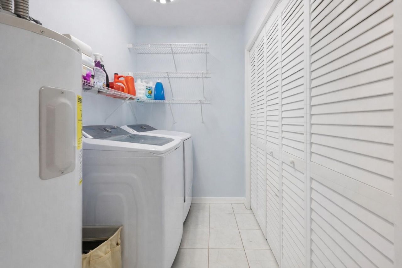 9001 N Lake Dasha Drive, Plantation, FL 33324 Photo