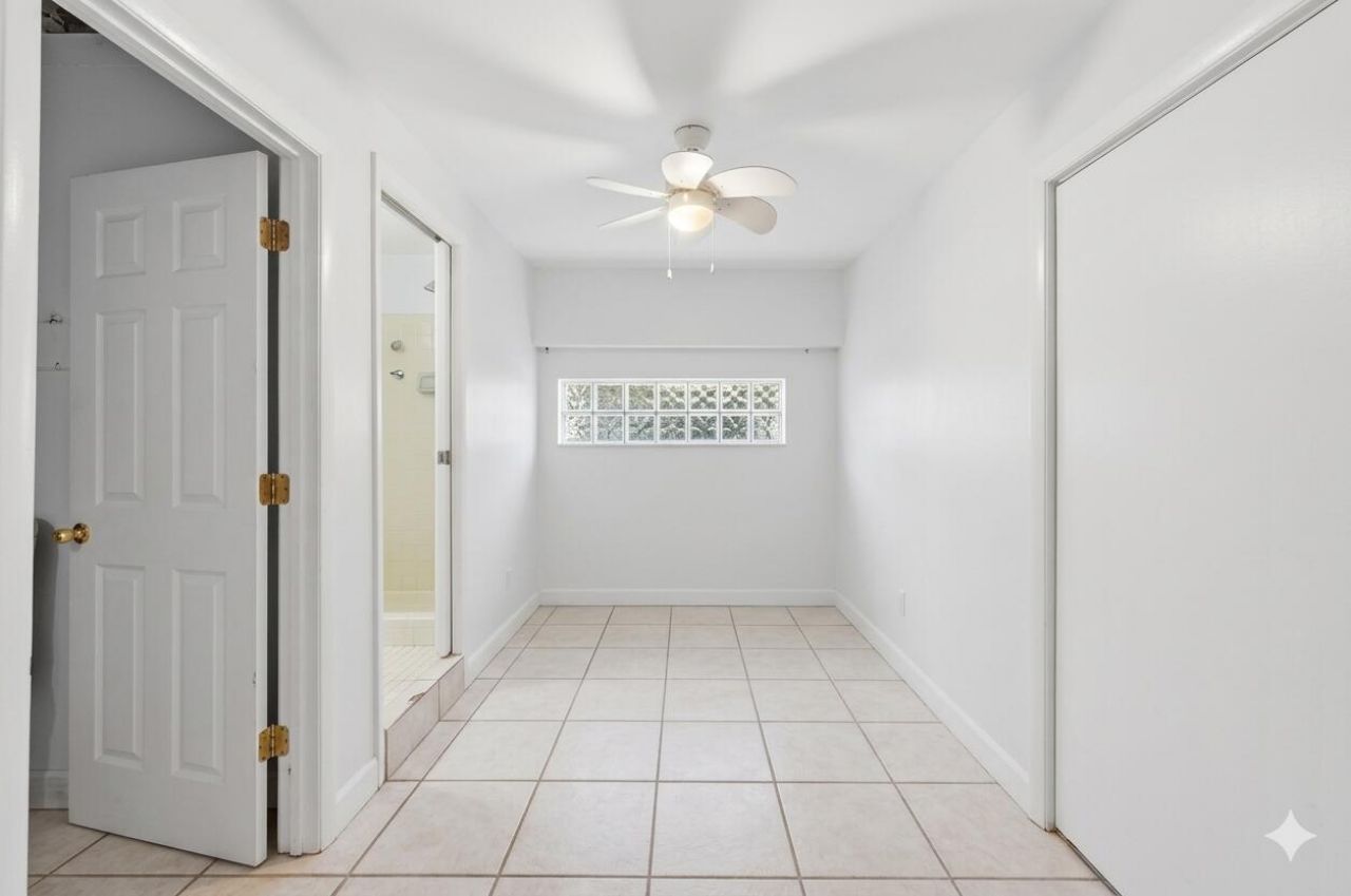 9001 N Lake Dasha Drive, Plantation, FL 33324 Photo