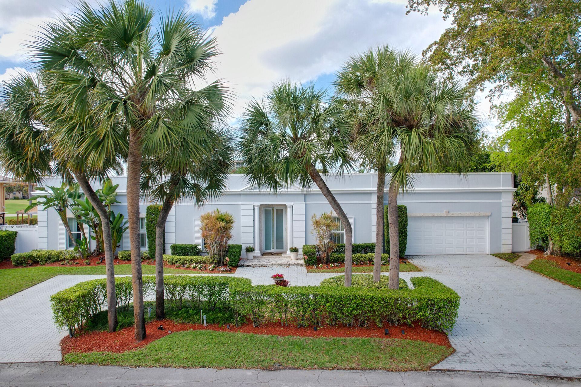 9001 N Lake Dasha Drive, Plantation, FL 33324 Photo