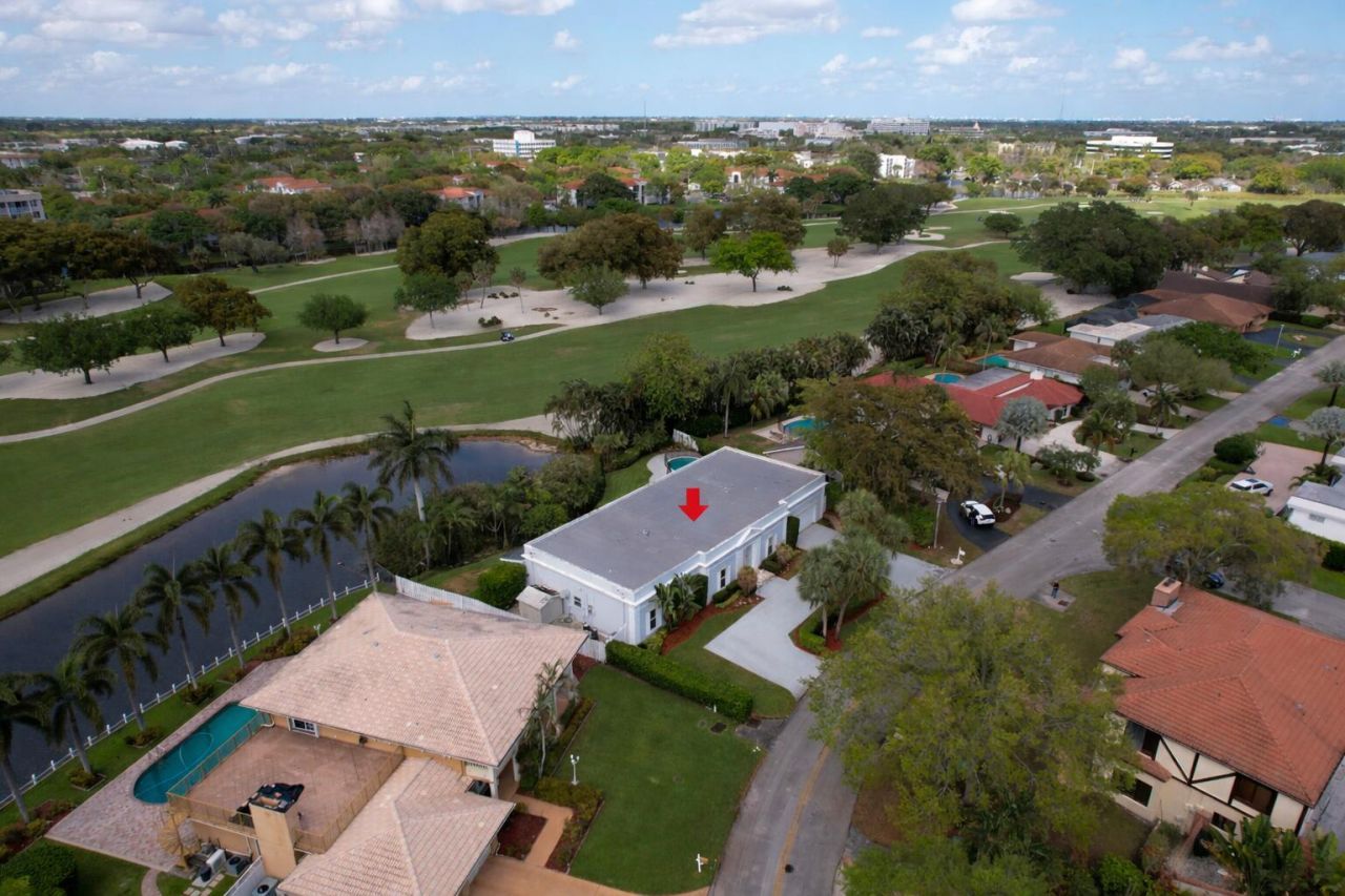 9001 N Lake Dasha Drive, Plantation, FL 33324 Photo