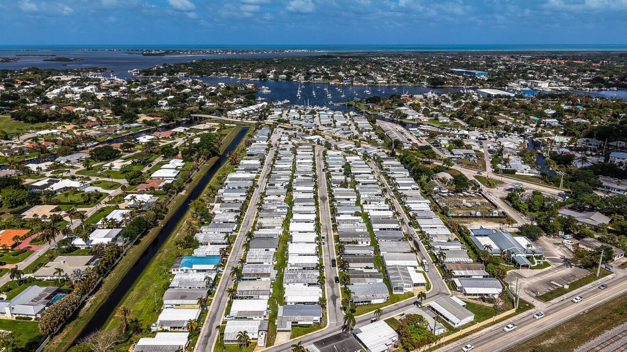 4300 SE Saint Lucie Boulevard, Unit 87, Stuart, FL 34997 Photo