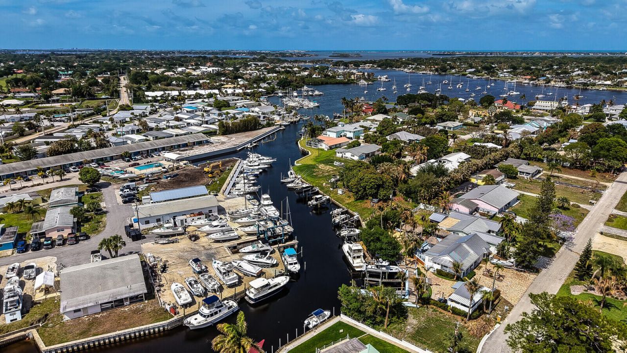 4300 SE Saint Lucie Boulevard, Unit 87, Stuart, FL 34997 Photo