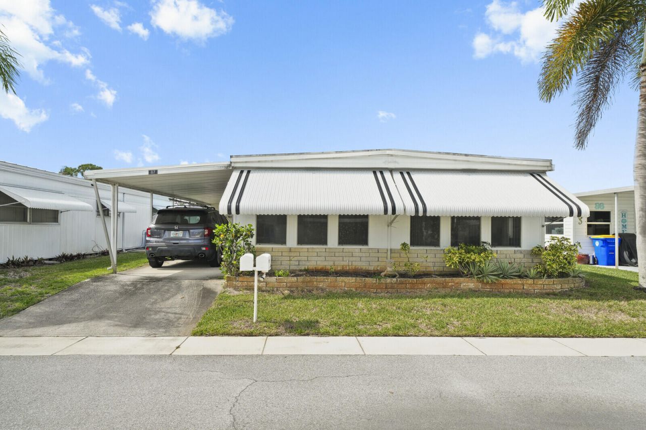 4300 SE Saint Lucie Boulevard, Unit 87, Stuart, FL 34997 Photo