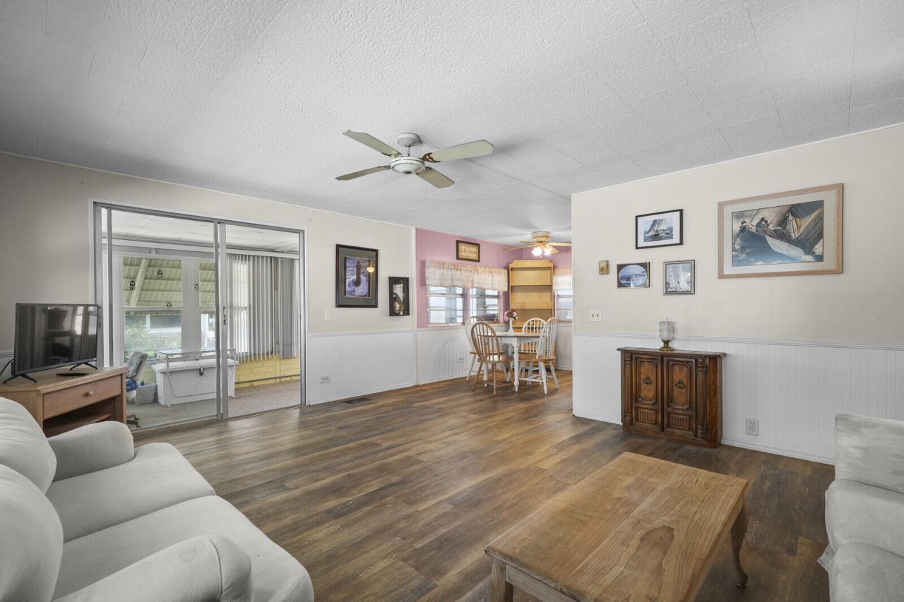 4300 SE Saint Lucie Boulevard, Unit 87, Stuart, FL 34997 Photo