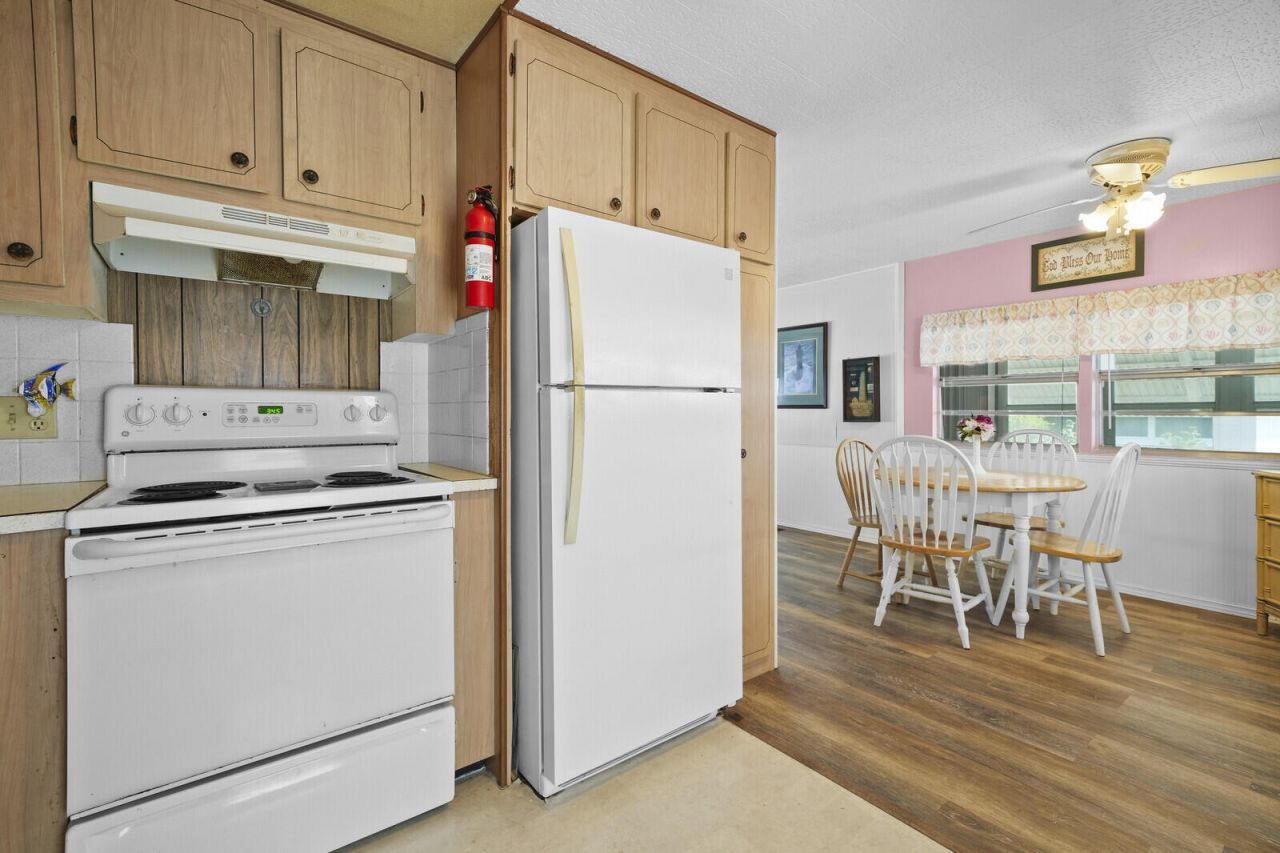 4300 SE Saint Lucie Boulevard, Unit 87, Stuart, FL 34997 Photo