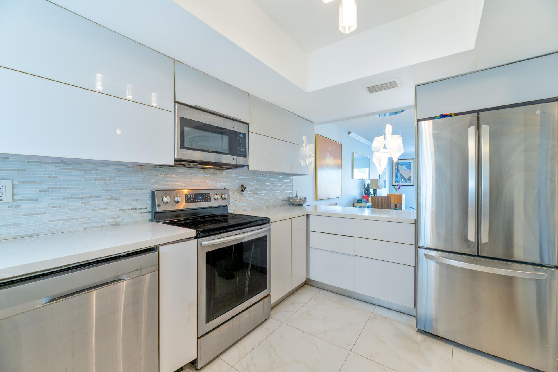 2841 NE 33rd Court, Unit 303, Fort Lauderdale, FL 33306 Photo