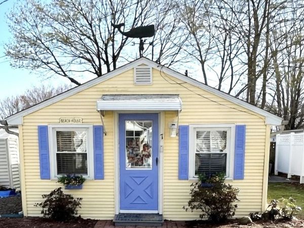 7 3rd, Unit 7, Madison, CT 06443