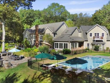 77 Tophet , Roxbury, CT 06783