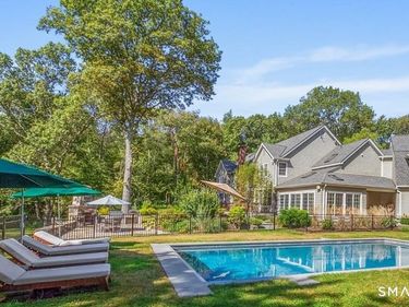 77 Tophet, Roxbury, CT 06783