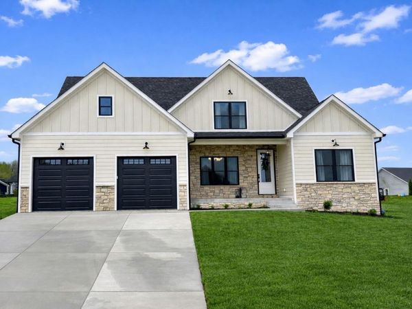 831 Spyglass Hill Drive, Bedford, IN 47421