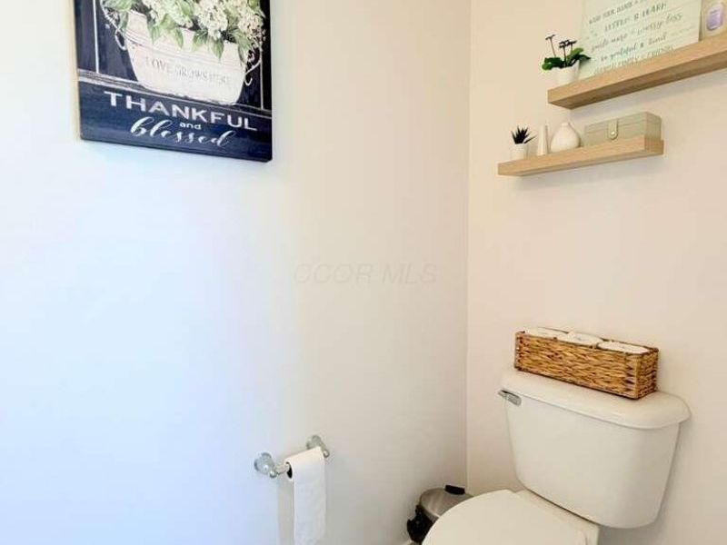 5316 Town Hill Drive, Canal Winchester, OH 43110 Photo 20