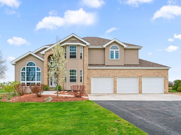 1758 N 44th Road , Leland, IL 60531