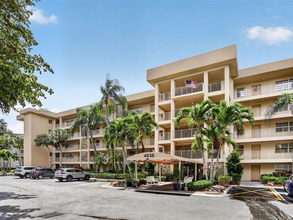 4030 W Palm Aire Dr, Unit 105, Pompano Beach, FL 33069