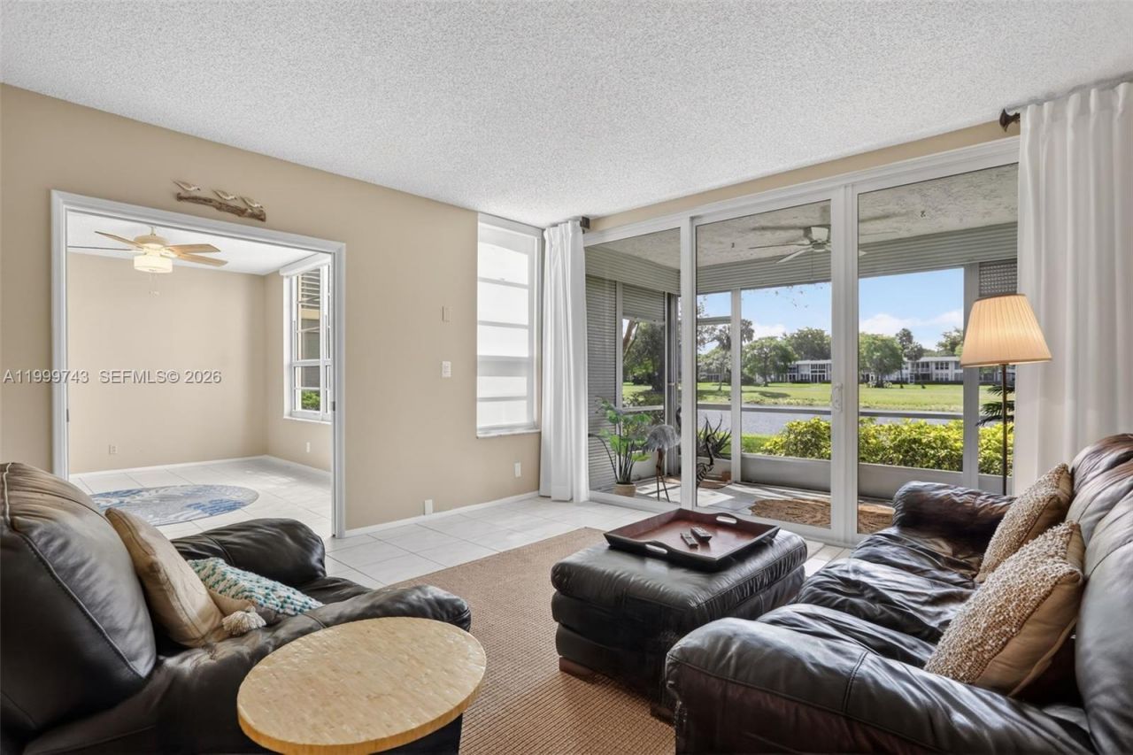 4030 W Palm Aire Dr, Unit 105, Pompano Beach, FL 33069 Photo