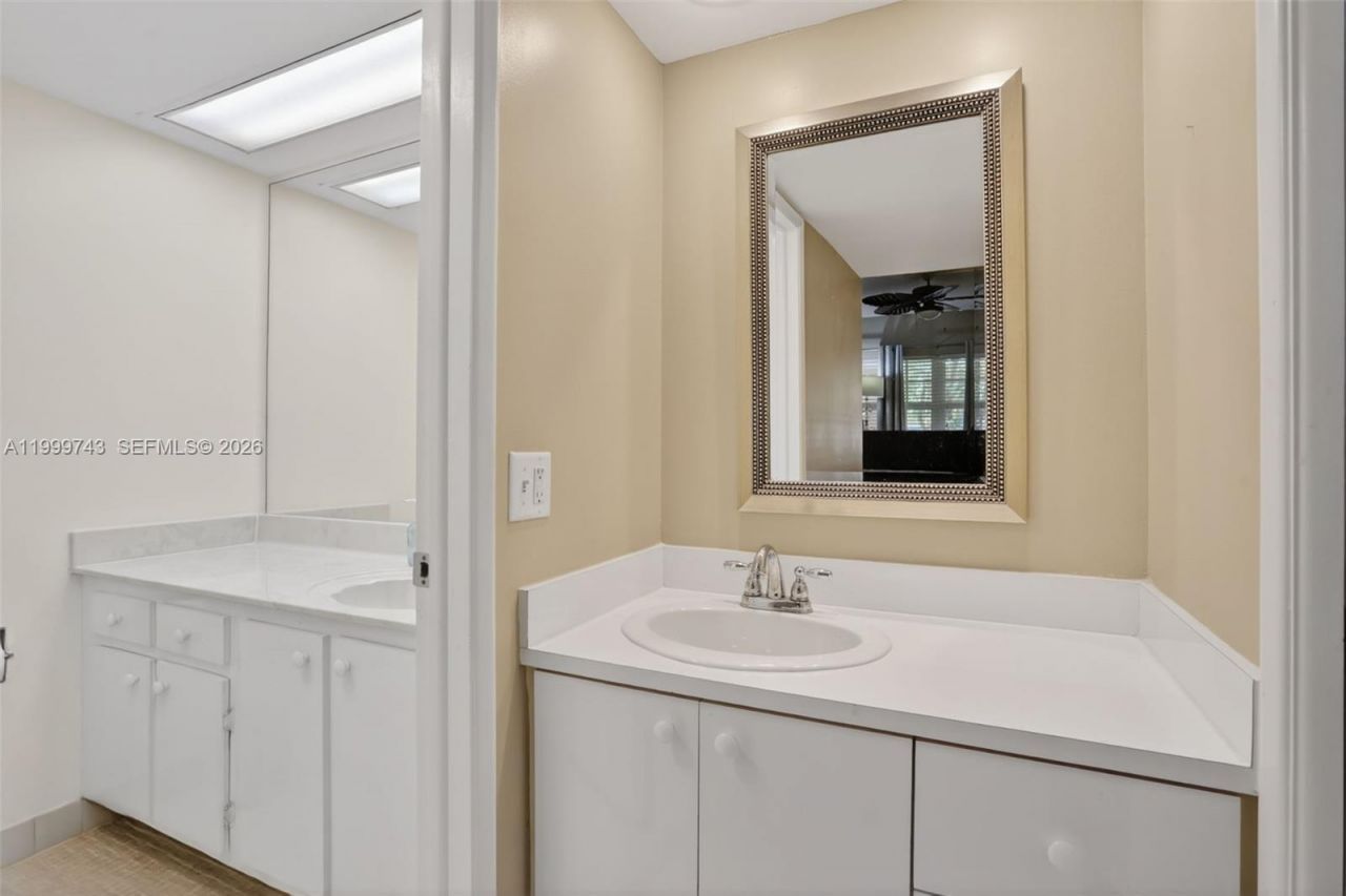 4030 W Palm Aire Dr, Unit 105, Pompano Beach, FL 33069 Photo