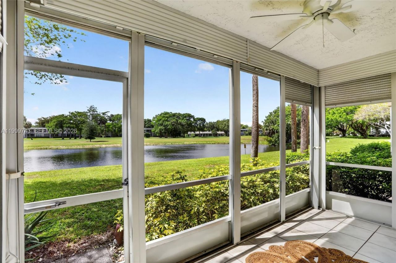 4030 W Palm Aire Dr, Unit 105, Pompano Beach, FL 33069 Photo