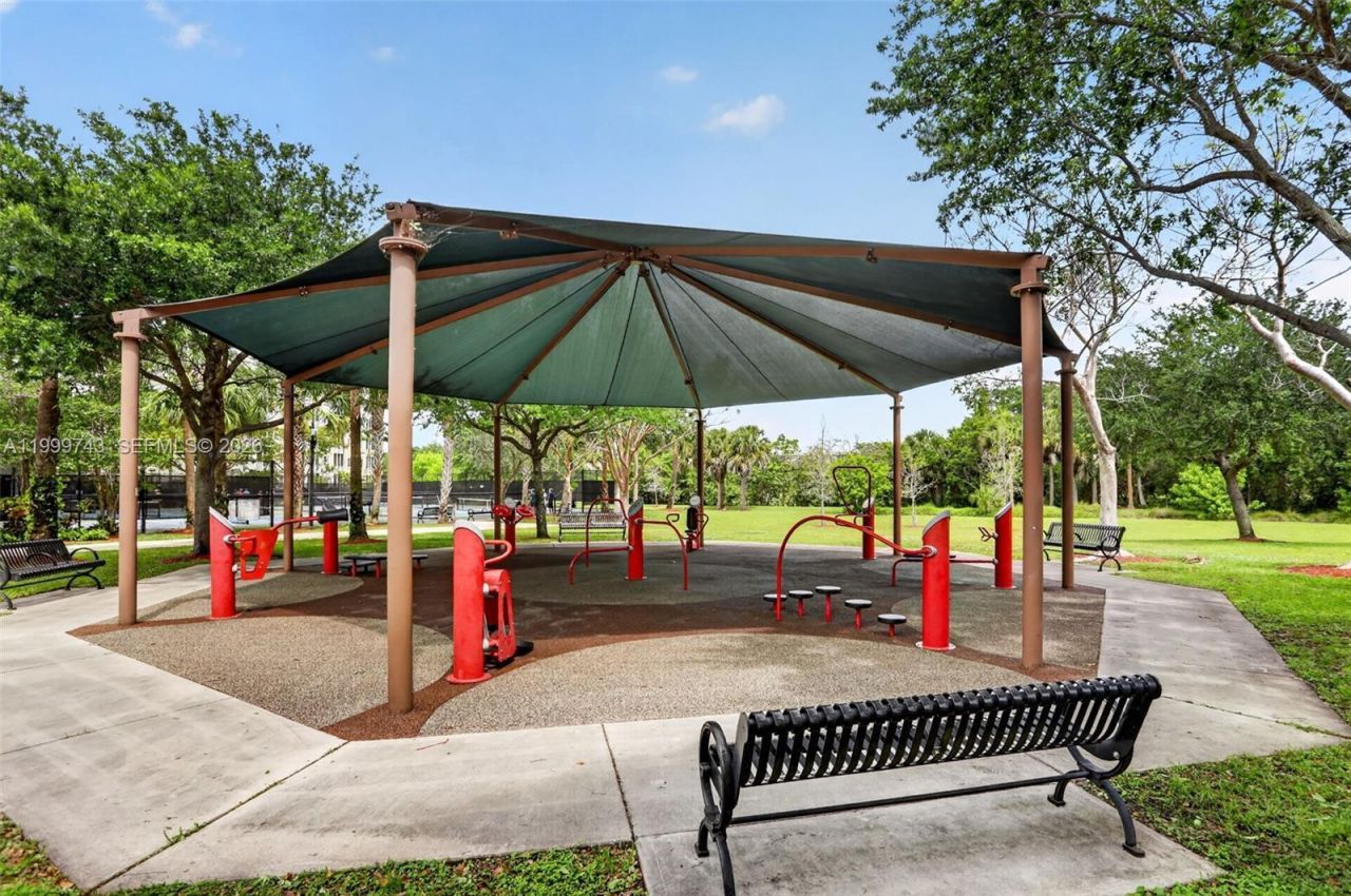 4030 W Palm Aire Dr, Unit 105, Pompano Beach, FL 33069 Photo