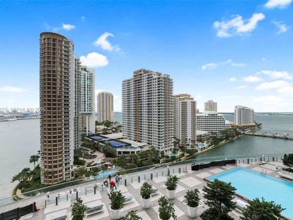 465 Brickell Ave, Unit 1805, Miami, FL 33131