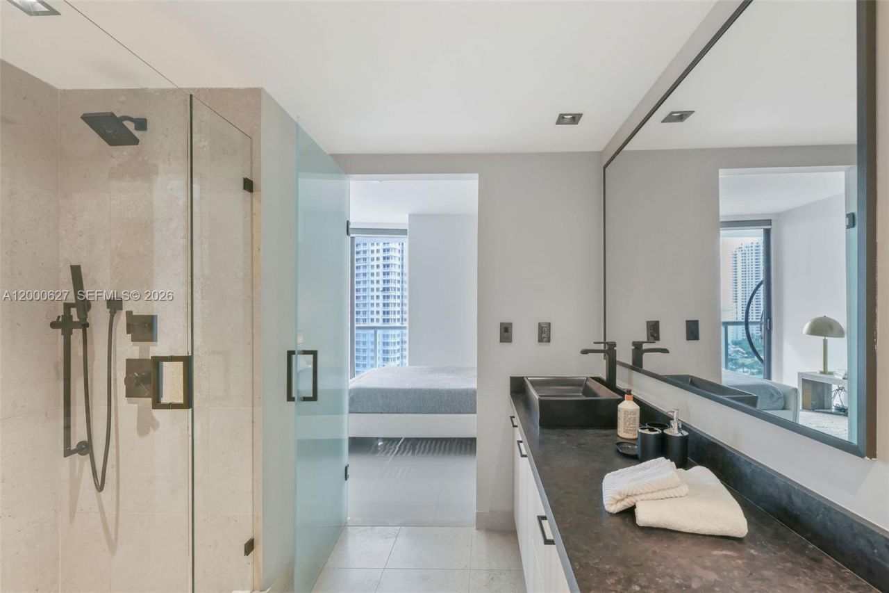 465 Brickell Ave, Unit 1805, Miami, FL 33131 Photo