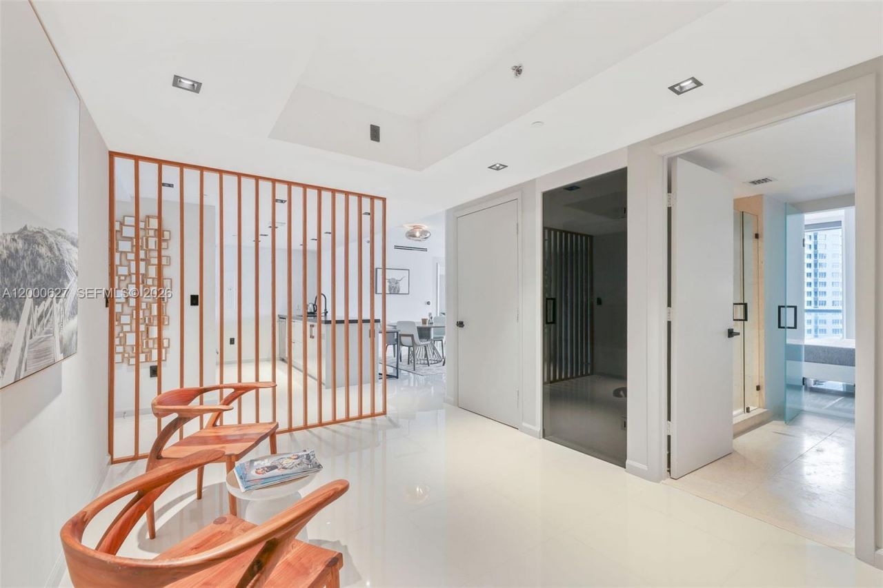 465 Brickell Ave, Unit 1805, Miami, FL 33131 Photo
