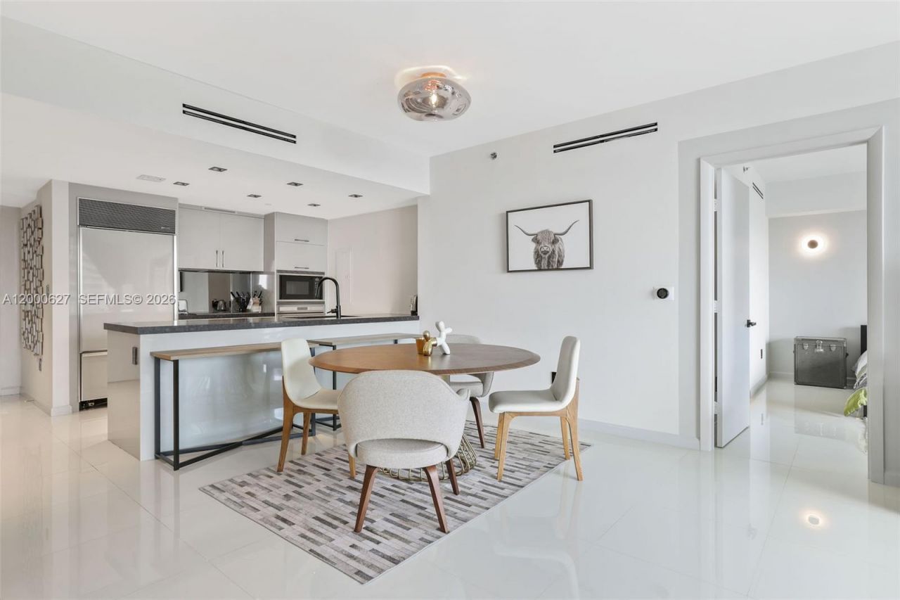 465 Brickell Ave, Unit 1805, Miami, FL 33131 Photo