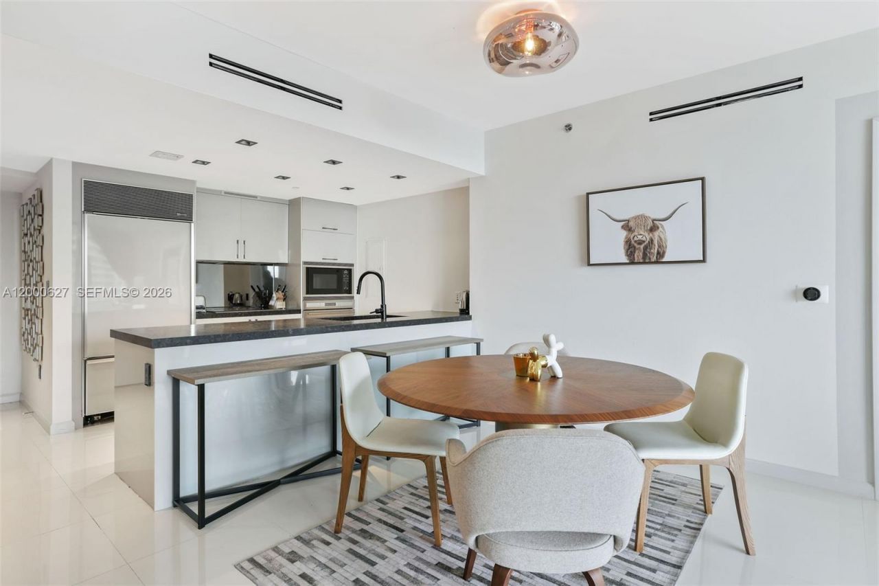 465 Brickell Ave, Unit 1805, Miami, FL 33131 Photo