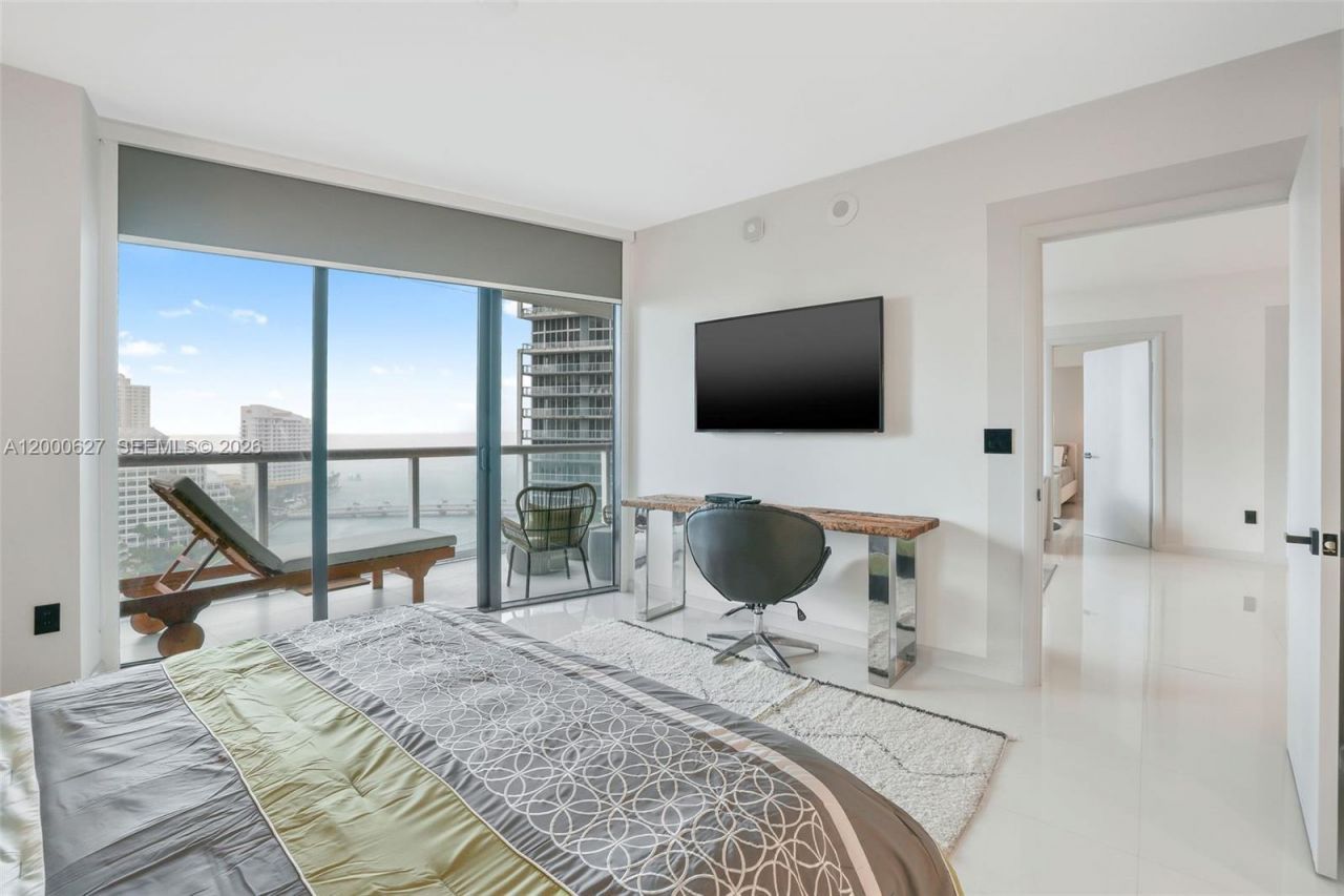 465 Brickell Ave, Unit 1805, Miami, FL 33131 Photo