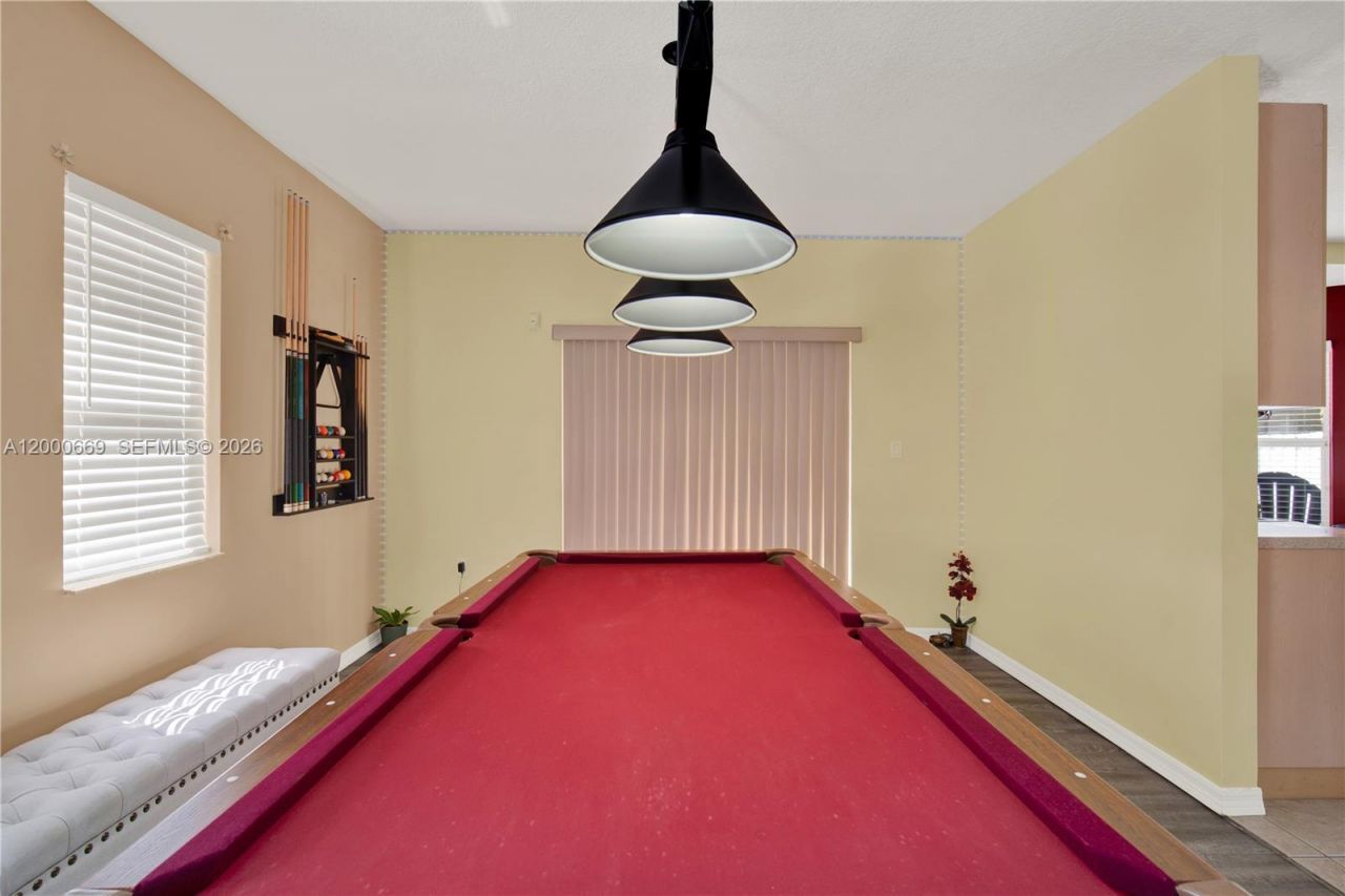 2064 NE 35th Ave, Homestead, FL 33033 Photo