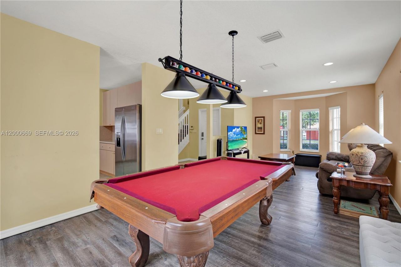 2064 NE 35th Ave, Homestead, FL 33033 Photo