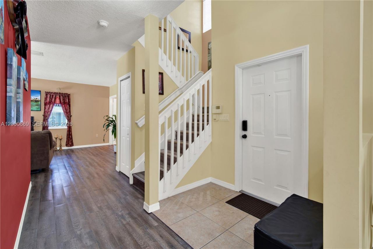 2064 NE 35th Ave, Homestead, FL 33033 Photo