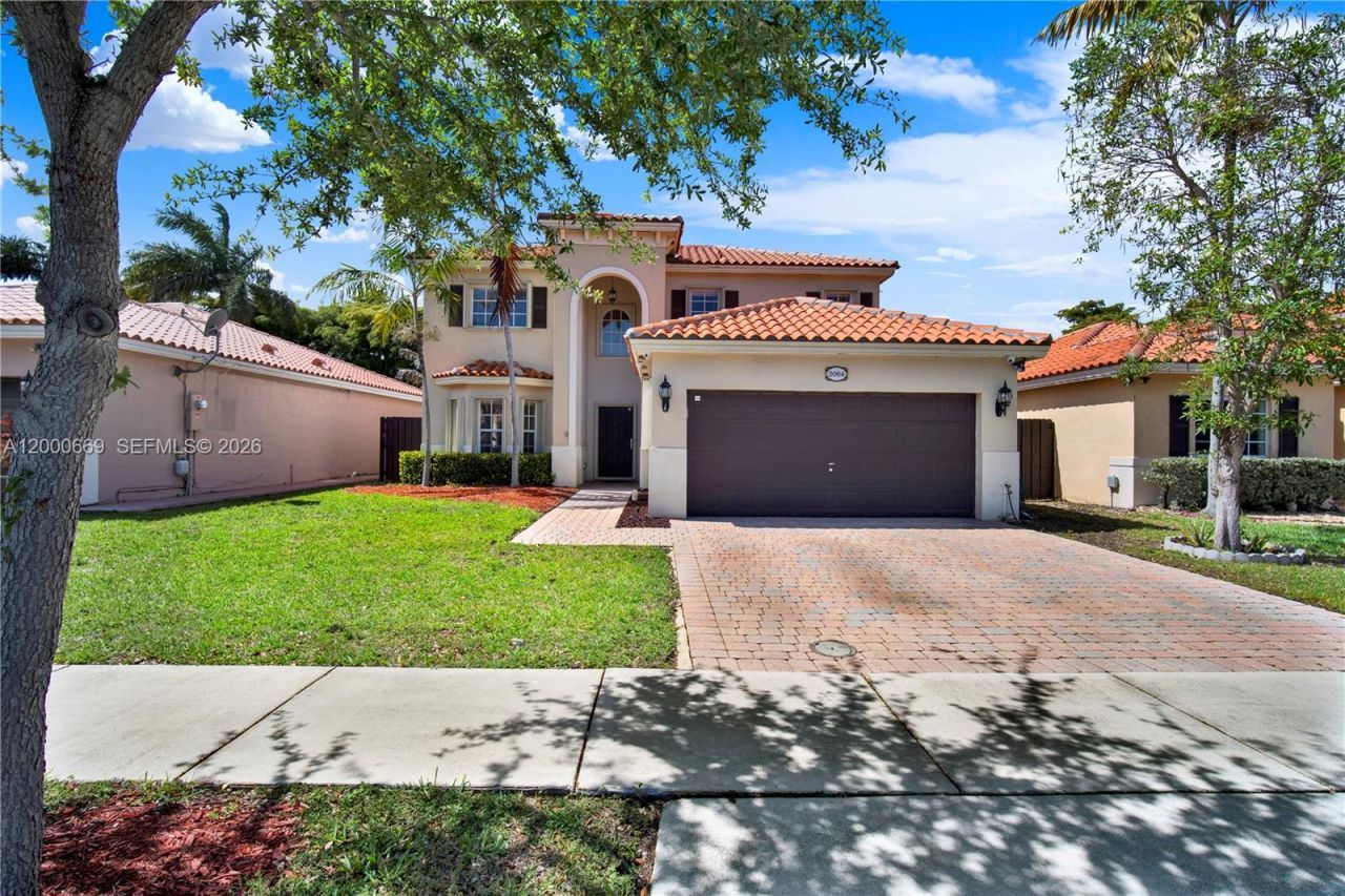 2064 NE 35th Ave, Homestead, FL 33033 Photo