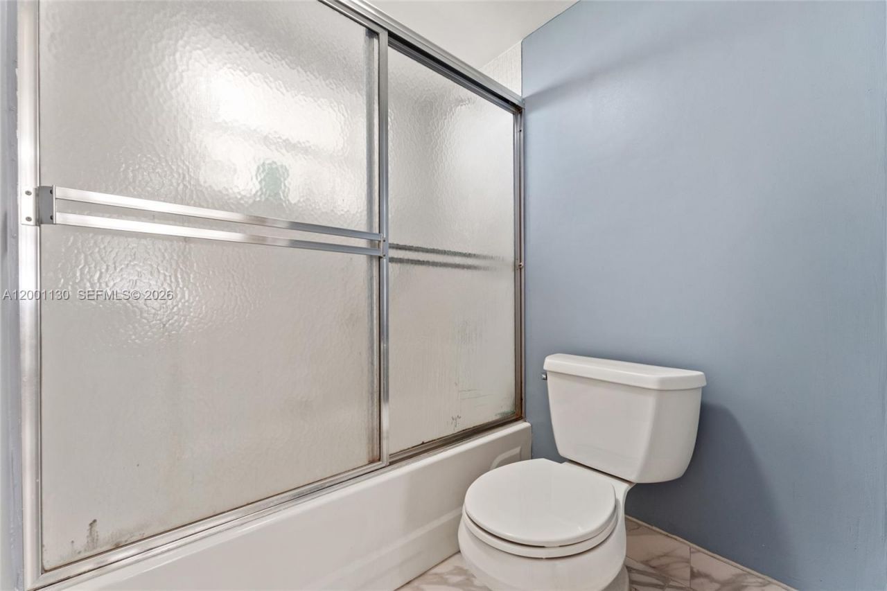 9401 Sunrise Lakes Blvd , Unit 307, Sunrise, FL 33322 Photo