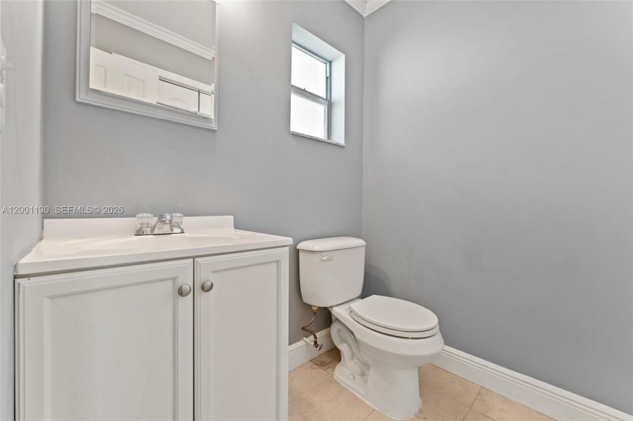 9401 Sunrise Lakes Blvd , Unit 307, Sunrise, FL 33322 Photo
