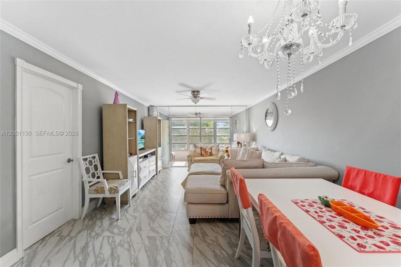 9401 Sunrise Lakes Blvd , Unit 307, Sunrise, FL 33322 Photo