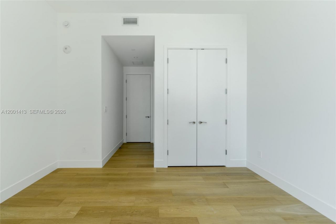 175 SE 25 Rd, Unit 501, Miami, FL 33129 Photo