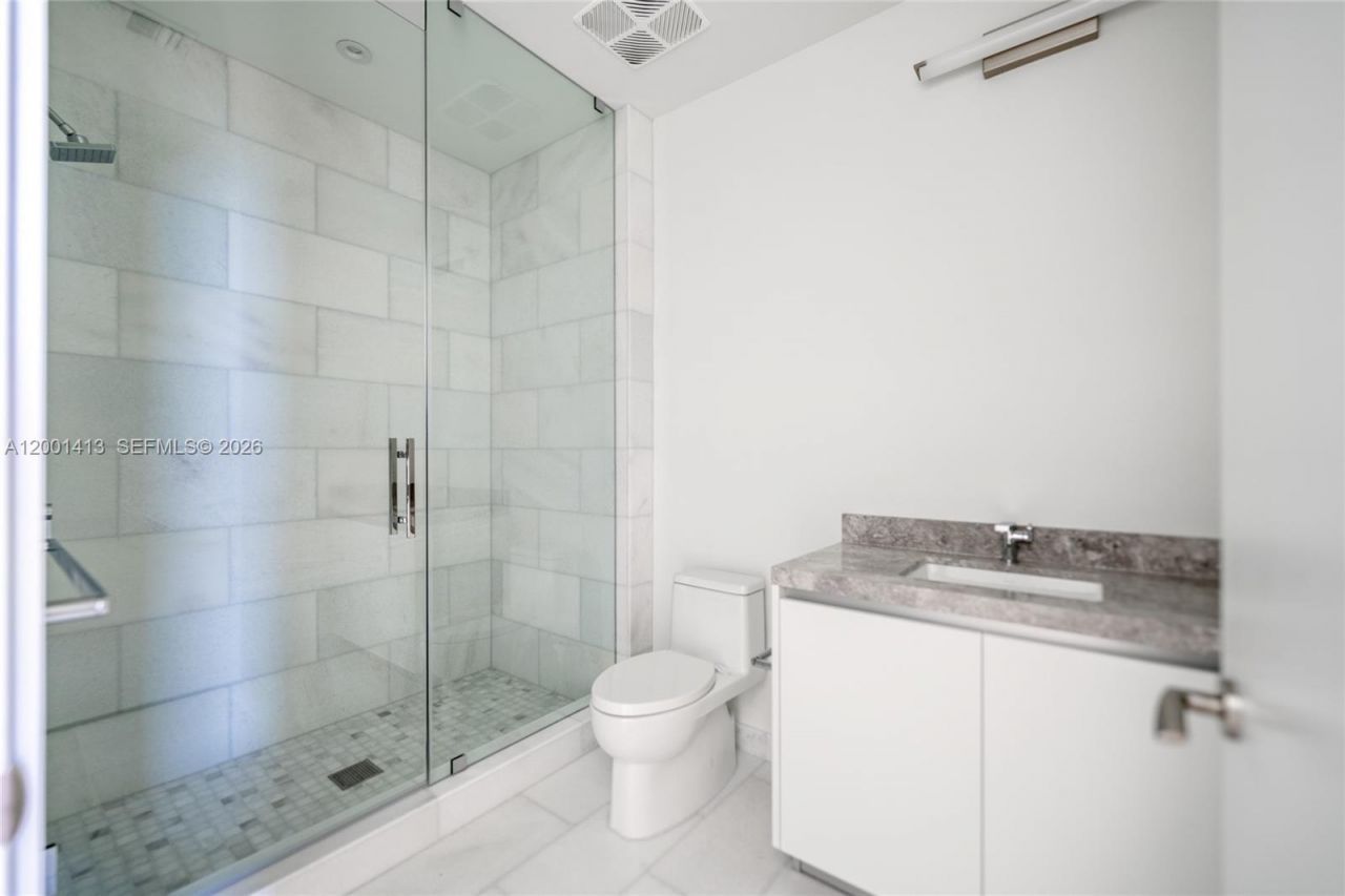 175 SE 25 Rd, Unit 501, Miami, FL 33129 Photo