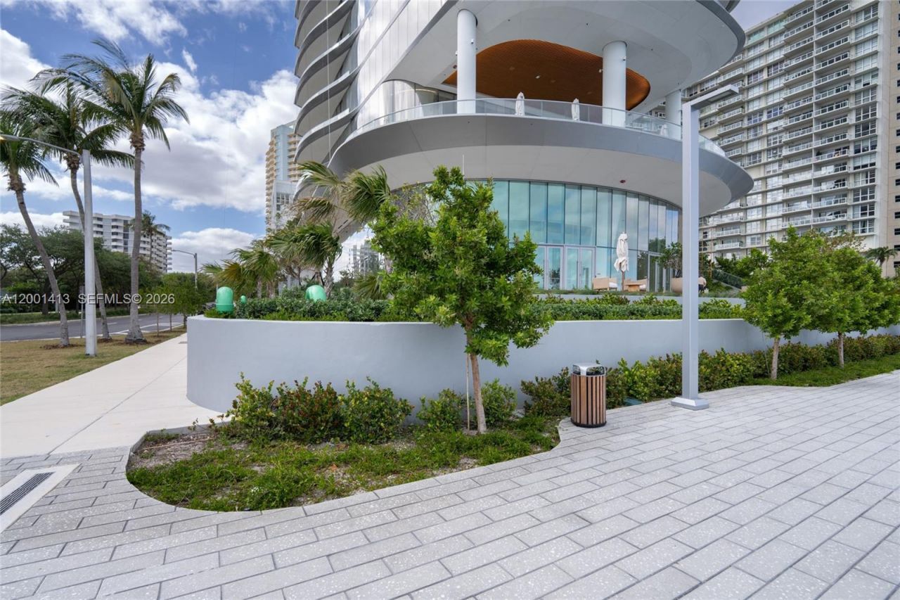 175 SE 25 Rd, Unit 501, Miami, FL 33129 Photo