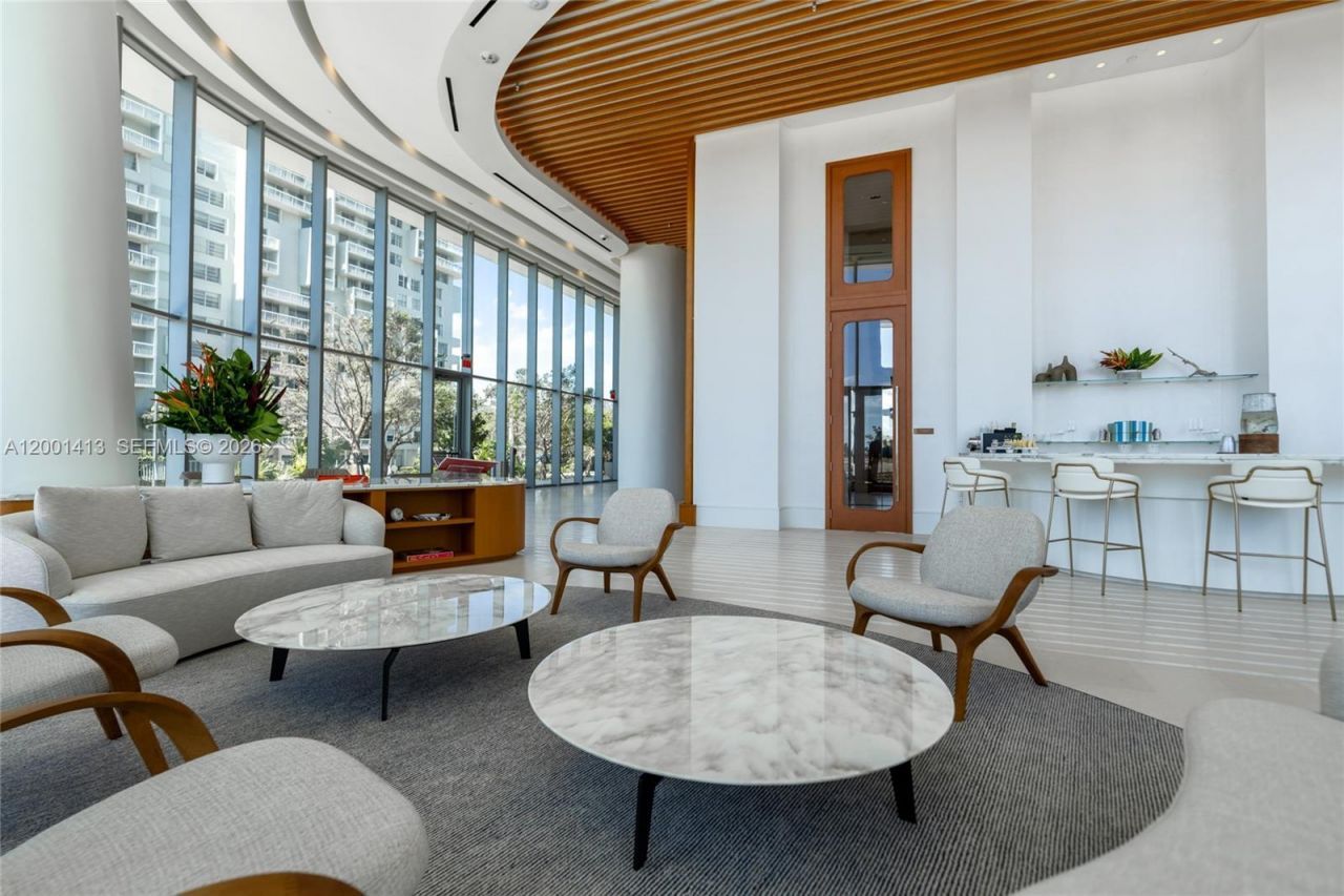 175 SE 25 Rd, Unit 501, Miami, FL 33129 Photo