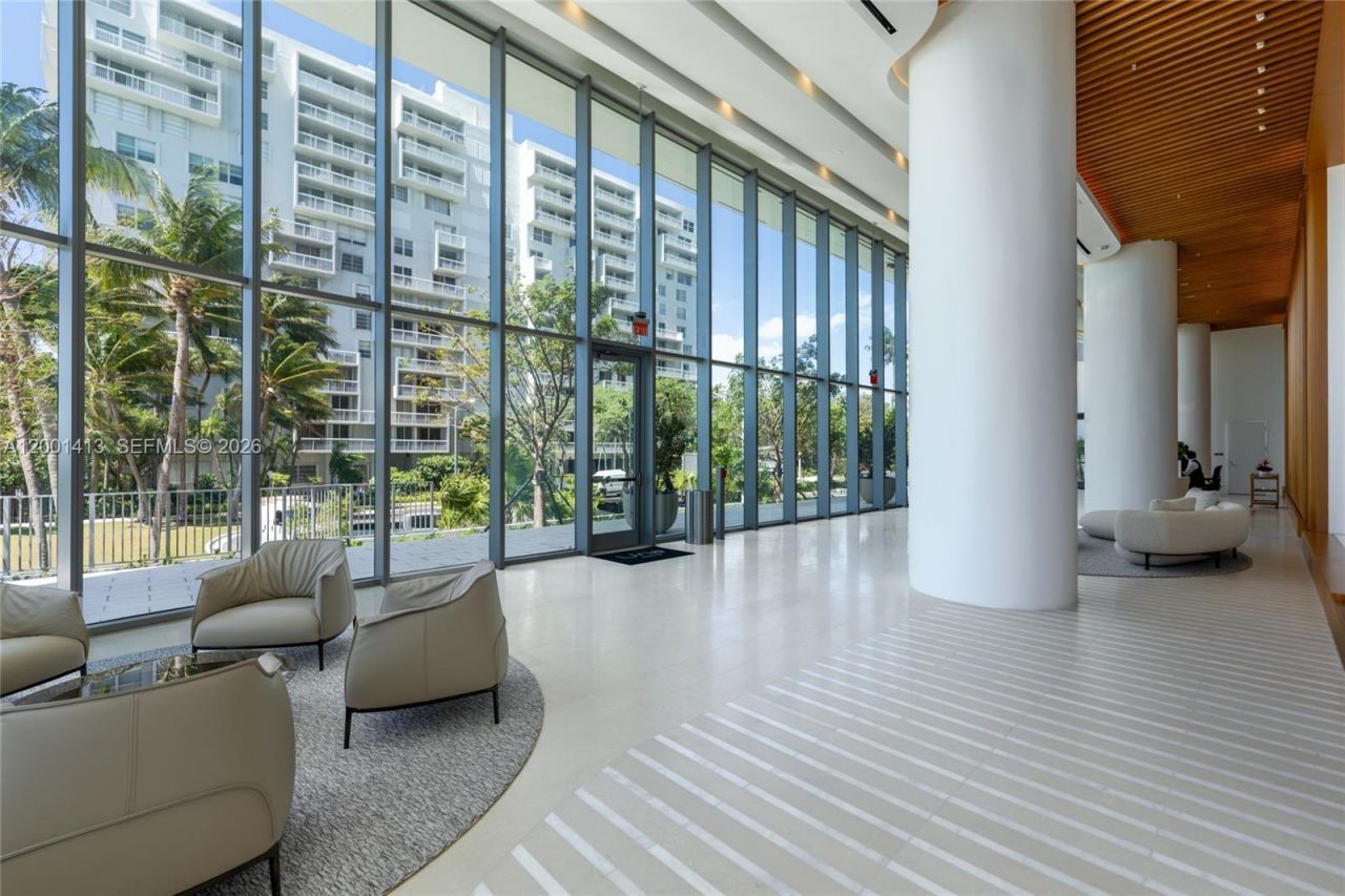 175 SE 25 Rd, Unit 501, Miami, FL 33129 Photo